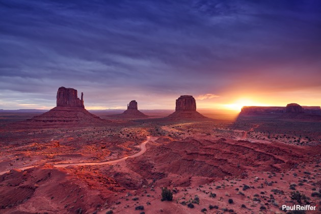 Location : Monument Valley, USA <a href="https://www.paulreiffer.com/buy-prints/afterglow/">- Buy the limited edition print</a>