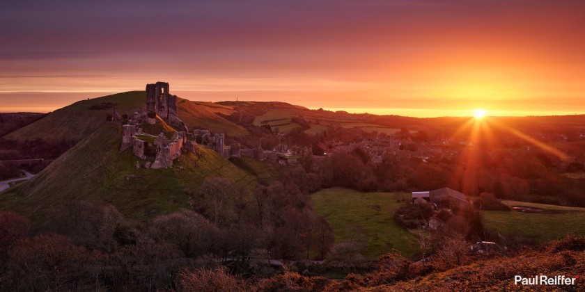 Location : Corfe Castle, UK <a href="https://www.paulreiffer.com/buy-prints/king-of-the-castle/">- Buy the limited edition print</a>