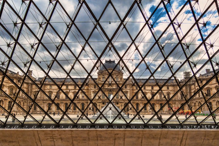 Louvre Pyramid Paris - Paul Reiffer - Photographer