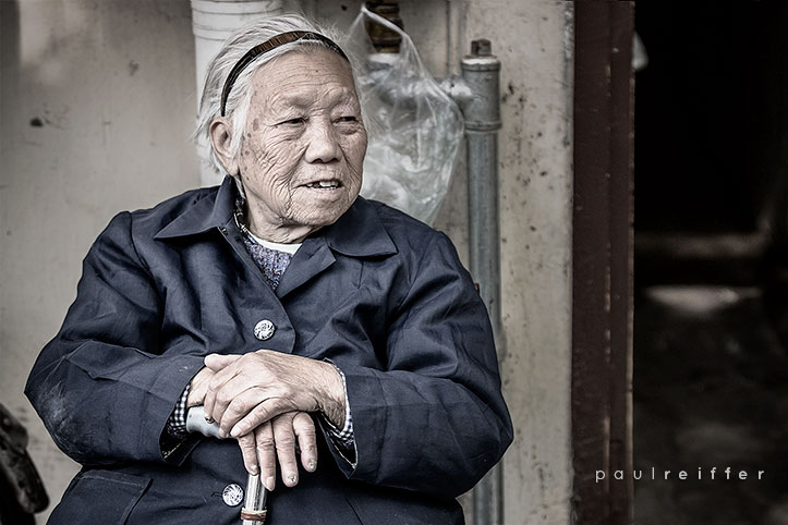 Street Photography Shanghai - Paul Reiffer Photographer - Old Lady