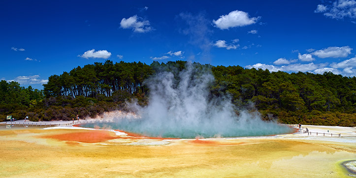 champagne pool artists palette rotorua wai-o-tapu geothermal park landscape paul reiffer