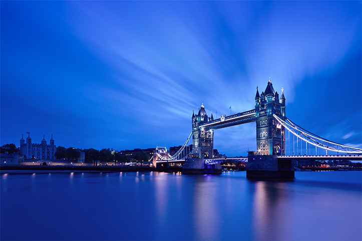 tower blues london tower bridge of paul reiffer landscape photographer river thames dawn morning night lights