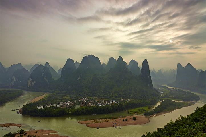 sunset guilin xingping mountains Laozhai river li clouds storm rock formations paul reiffer professional landscape photographer china guangxi