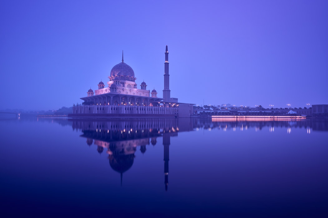 Putra Jaya Putrajaya Malaysia KL Kuala Lumpur Mosque Pollution Haze Sunrise Blue Hour Indonesian Fires Paul Reiffer Professional Landscape Photographer