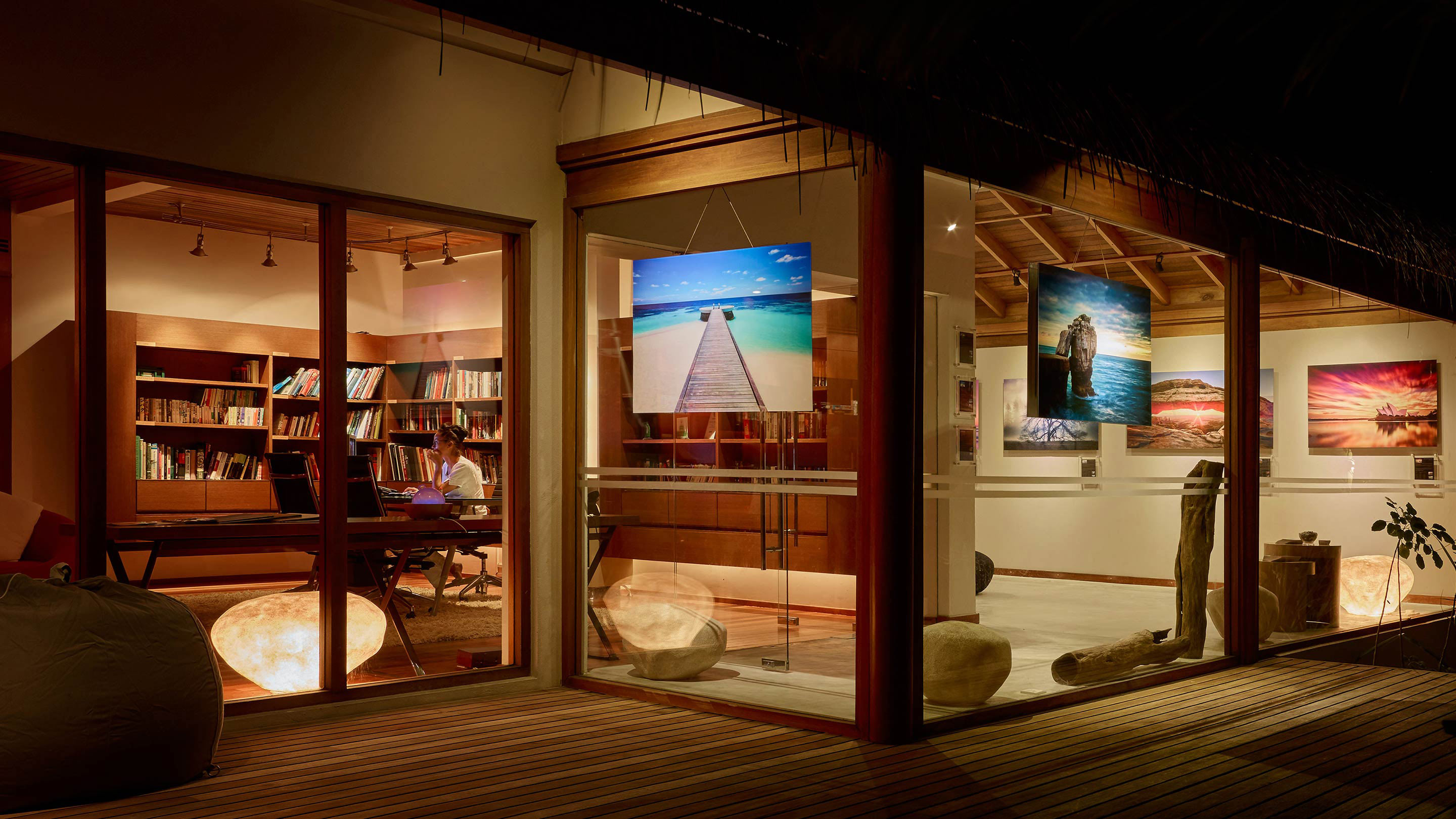 Gallery PR at HF Huvafen Fushi Maldives Most Exclusive Remote Gallery World Photography Photographic Fine Art Paul Reiffer Per Aquum Island Overwater Sunset