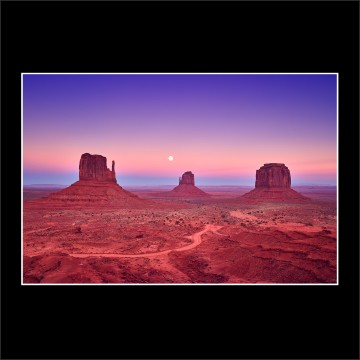 buy limited edition prints photography mittens and the moon monument valley sunset paul reiffer photographer