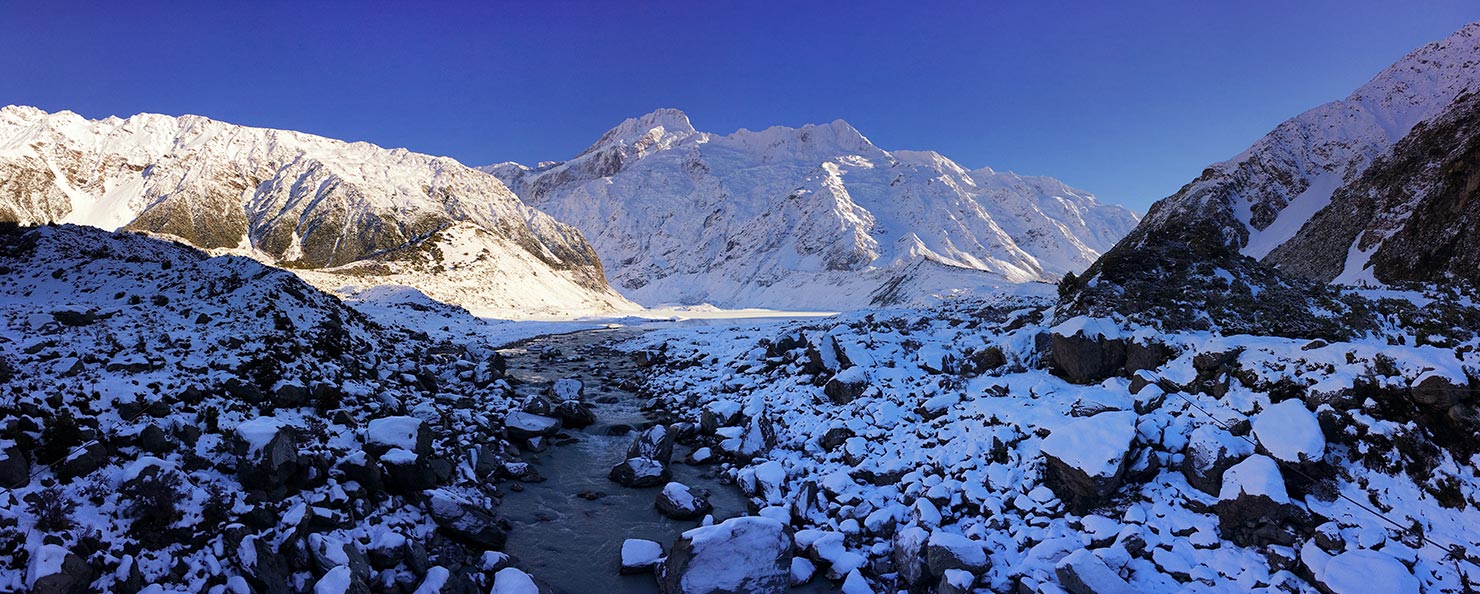 swing bridge hooker valley track snow new zealand winter iphone paul reiffer photographer guide