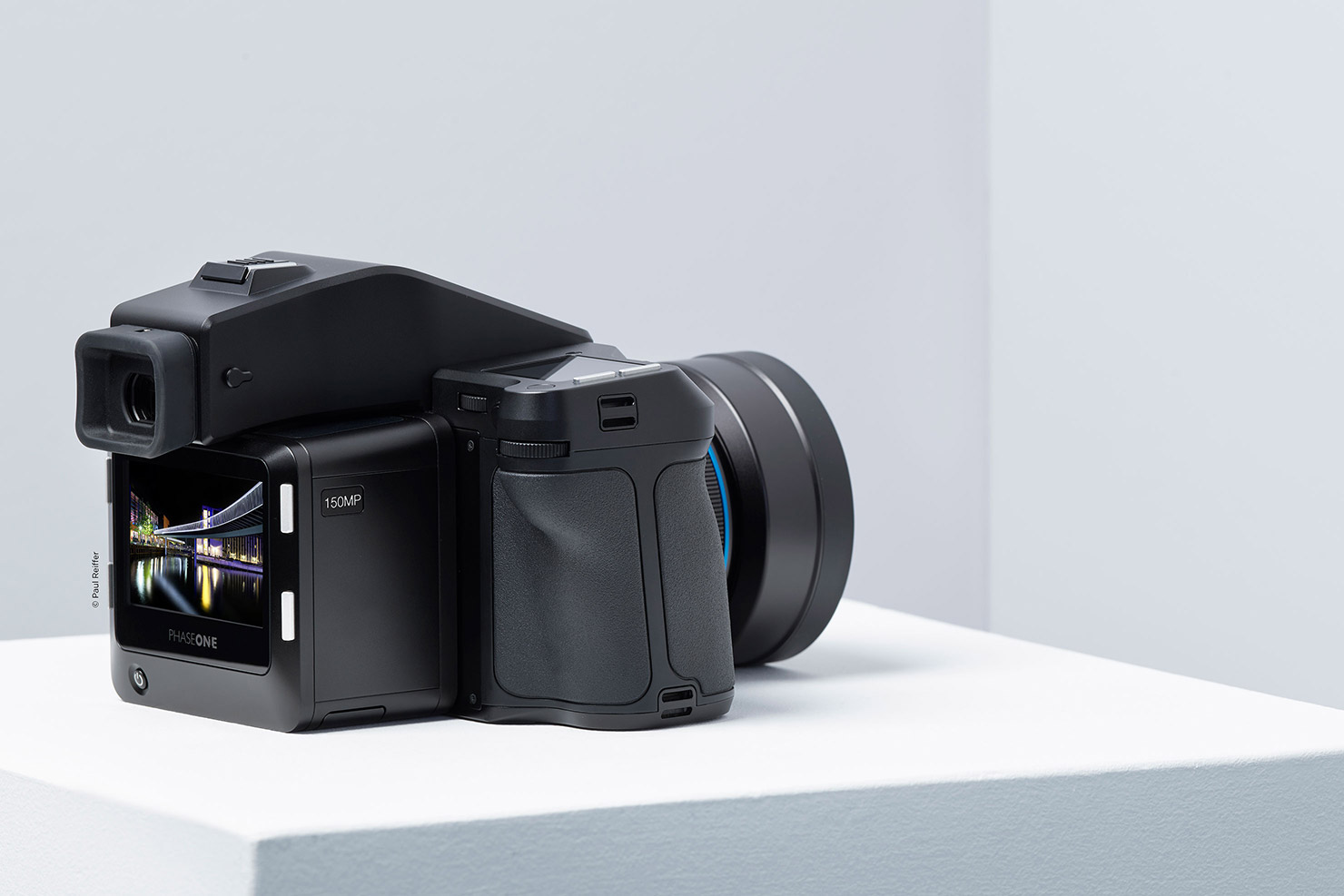 Phase One XF IQ4 150MP Camera System Back Launch Paul Reiffer Hero Image 151 Megapixels Cityscape Infinity Platform 2018 Release Medium Format Camera