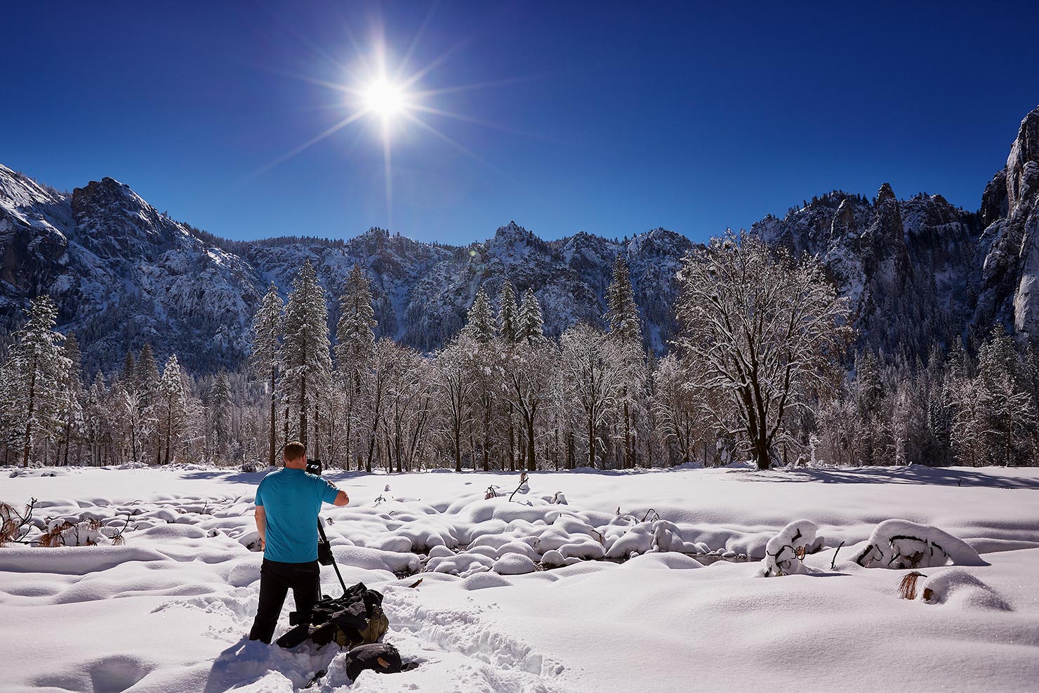BTS Yosemite Paul Reiffer Winter Photography Snow Shoot Behind Scenes Phase One F Stop Frozen Sun Flare California Valley National Park