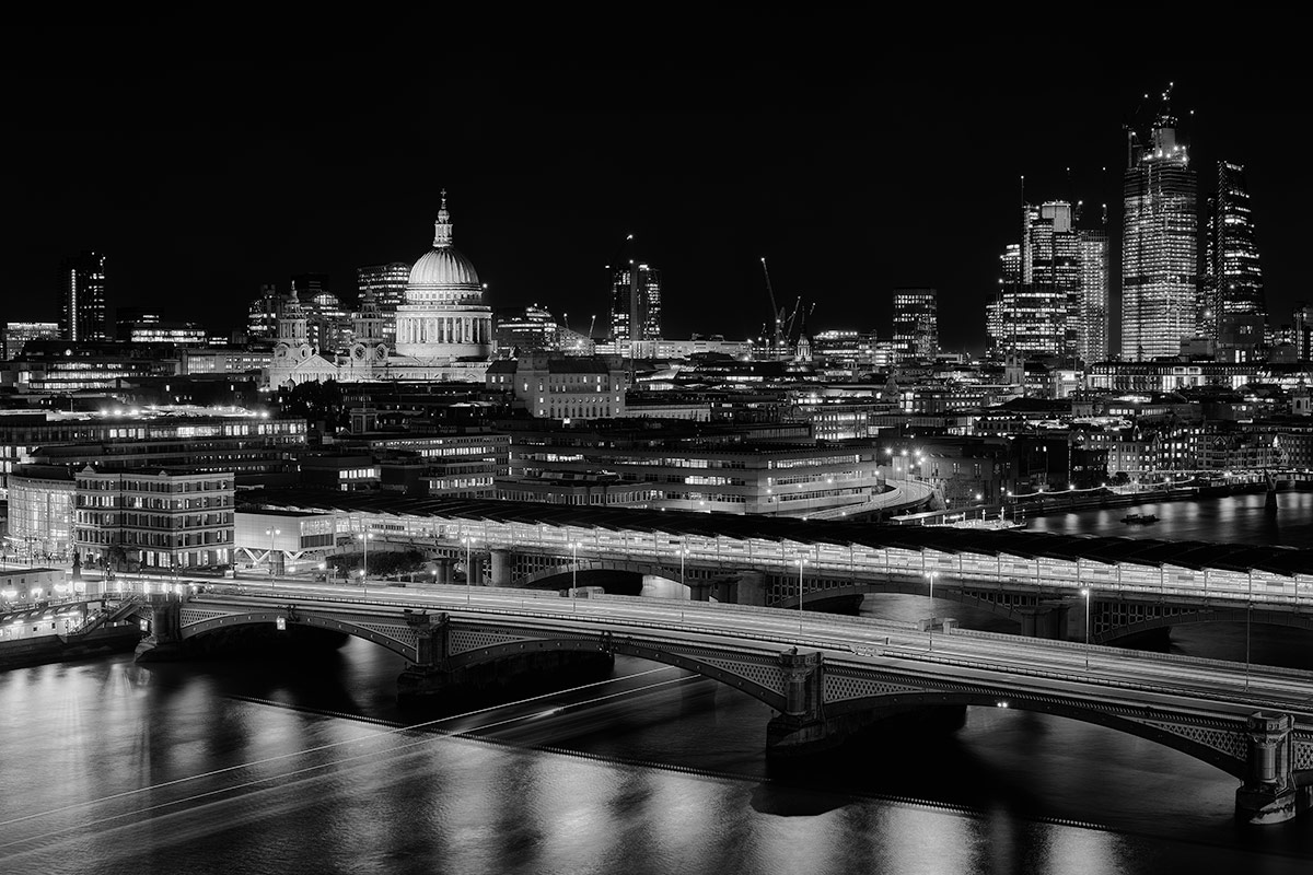 Paul Reiffer Black White St Pauls Cathedral Blackfriars Bridge Embankment Night Lights Long Exposure Cityscape City England Britain Photographic Workshops Location London