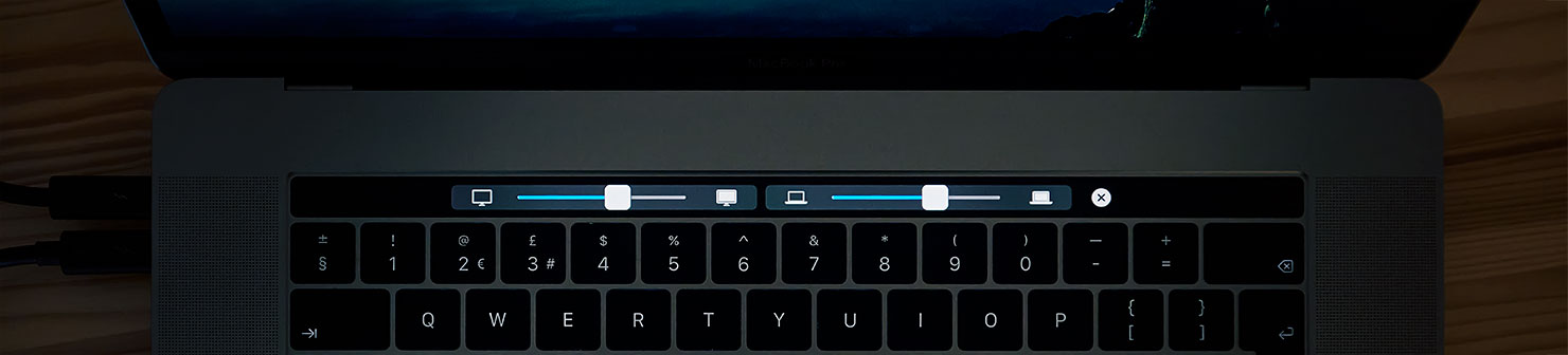 Missing Touch Bar Controls ID Screen 15 Intel October New 2021 Apple M1 MacBook Pro 16 14 inch Max Launch Release Paul Reiffer Testing Photographer Benchmark