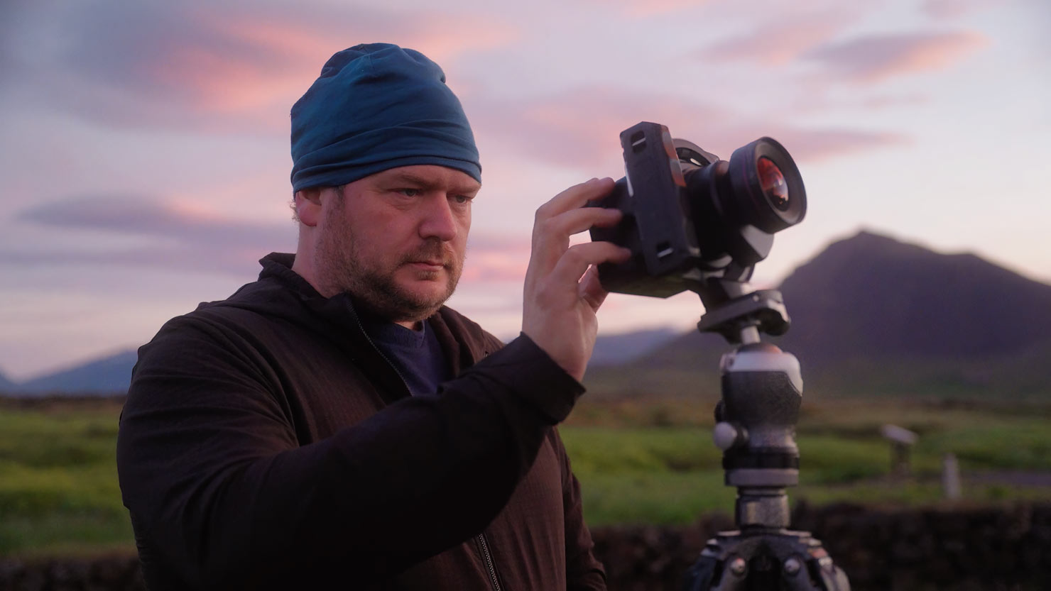 Video Film Still Change Settings Camera Field Pink Sky Paul Reiffer Capture One iPad Iceland Midnight Sun Shoot Behind The Scenes BTS Filming Phase One