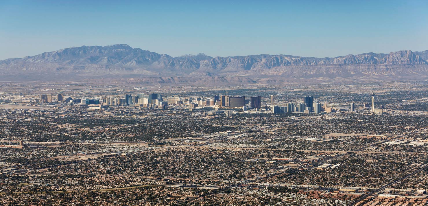 Las Vegas Strip Skyline Shot From Frenchman Mountain Trail Mountains North Mountains Paul Reiffer Licensed iStock Stock Editorial