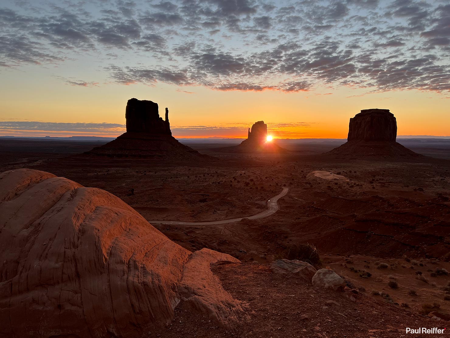 Focus Stacking XT Technical Camera Phase One Paul Reiffer Landscape Photography Monument Valley Base iPhone Image Sunrise BTS IMG_1829