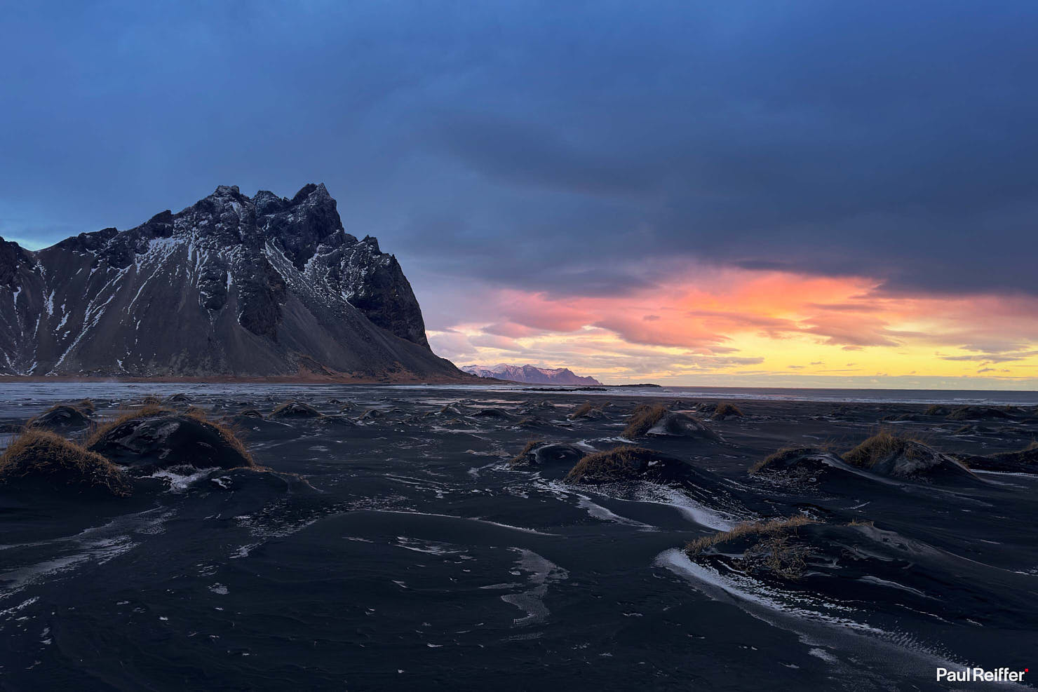 Golden Hour Vestrahorn ProRAW Photography iPhone 15 Pro Max Review Paul Reiffer Photographer Apple Example Sample IMG_0521