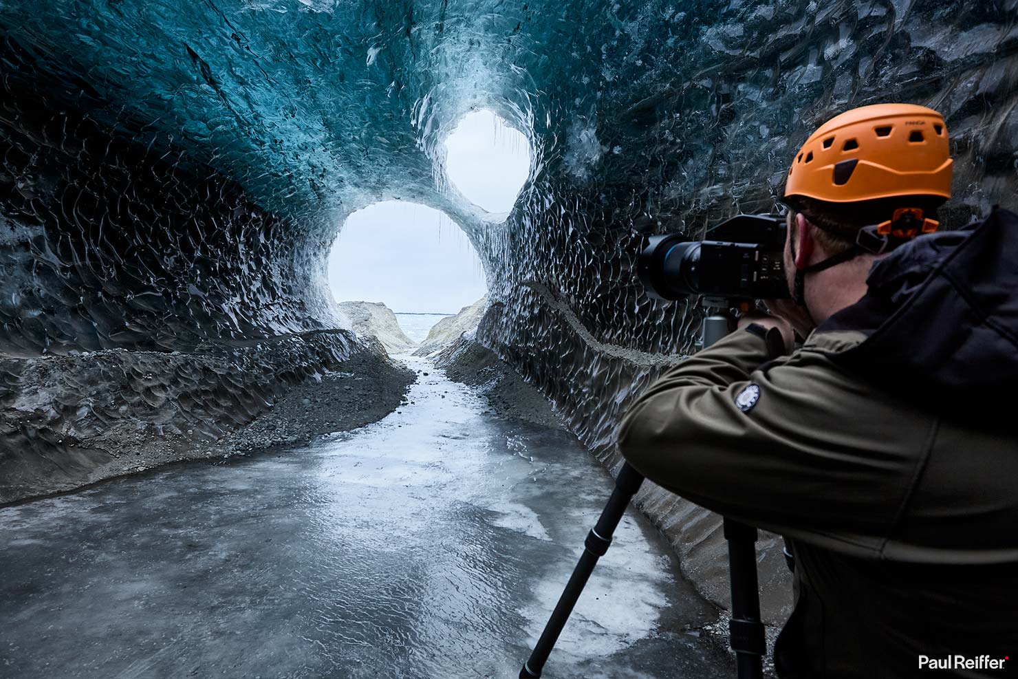 BTS Shooting Phase One Entrance iPhone Shot Behind Scenes Iceland Ice Cave Glacier Shrinking Blue Paul Reiffer Professional Landscape Photography Workshop IMG_8766