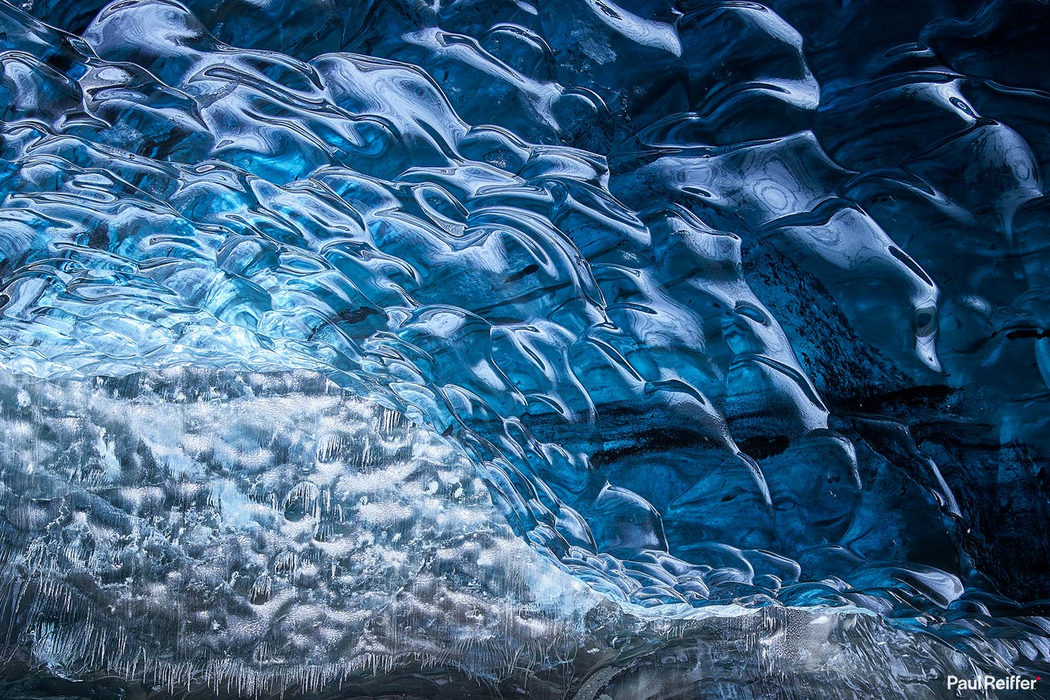 Close Up Textures Phase One Winter Medium Format Iceland Ice Cave Glacier Shrinking Blue Paul Reiffer Professional Landscape Photography Workshop CF004920_HDR crop