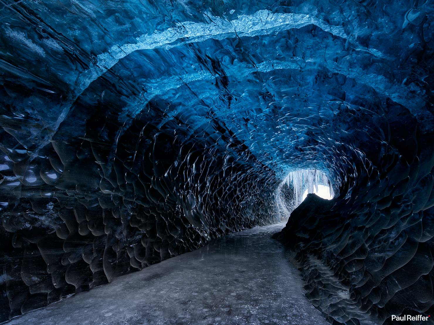 Exit Icicles Overhead Patterns Deep Phase One Winter Medium Format Iceland Ice Cave Glacier Shrinking Blue Paul Reiffer Professional Landscape Photography Workshop CF005064_HDR