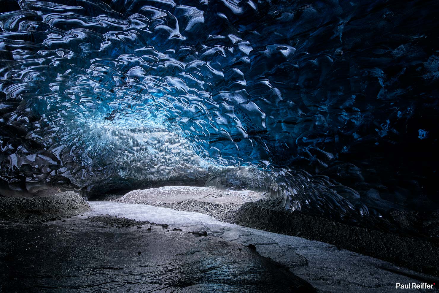 Walkway Snow Icicles Phase One Winter Medium Format Iceland Ice Cave Glacier Shrinking Blue Paul Reiffer Professional Landscape Photography Workshop CF004920_HDR