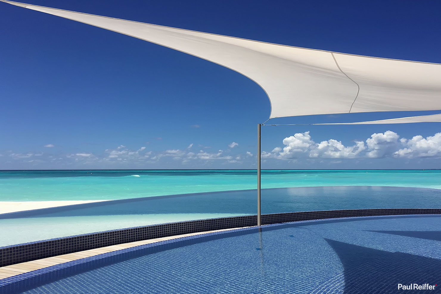 Niyama Private Island Maldives Pool Blu Play Chill Float Infinity Luxury Hotel Photography Commercial Paul Reiffer Worldwide Rooms Restaurant Resort Guide Best Photographer
