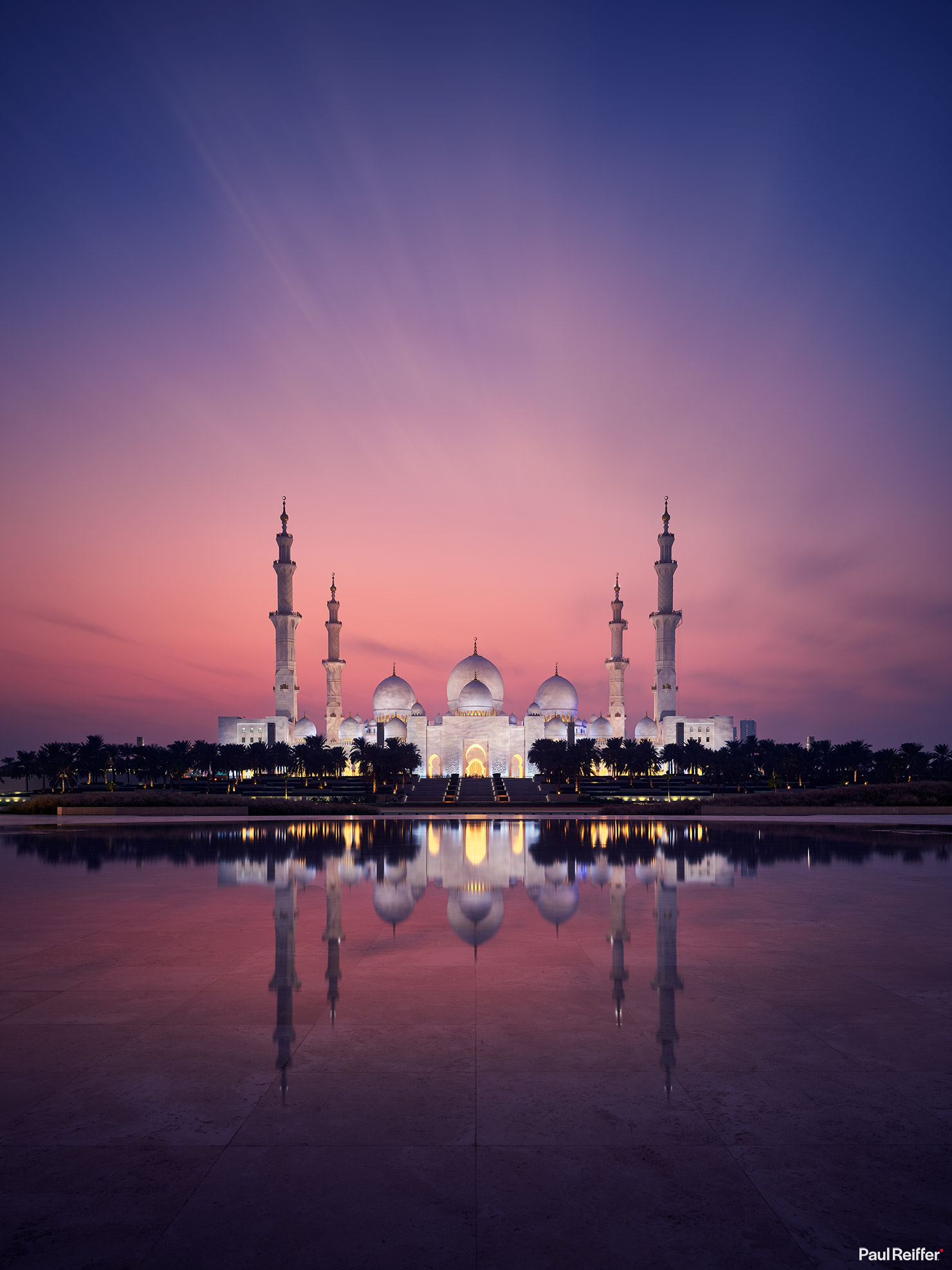 Sacred Glow Abu Dhabi Sheikh Zayed Grand Mosque P0055119 Paul Reiffer